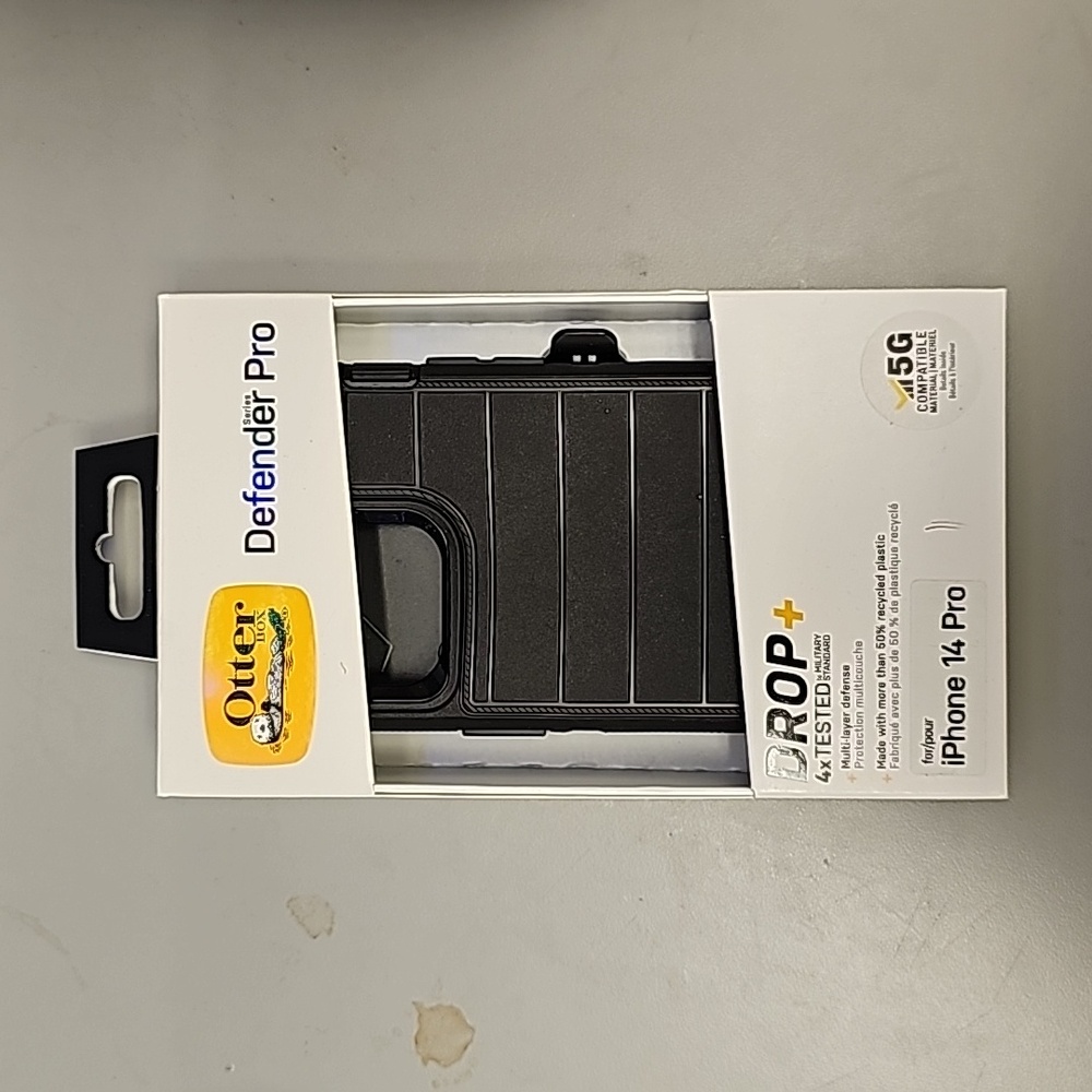 Otter Box Defender Pro IPhone 14 pro case